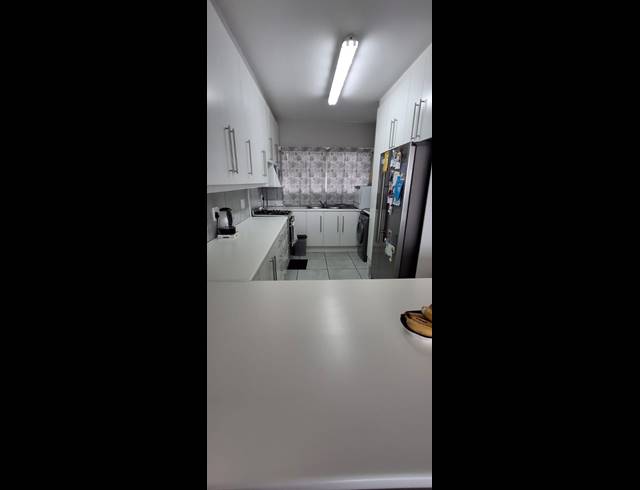 2 bed property to rent in STRAND